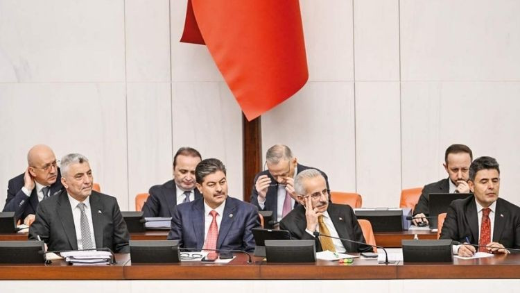 Meclis’ten bütçe manzaraları… Sayı sıkıntısı