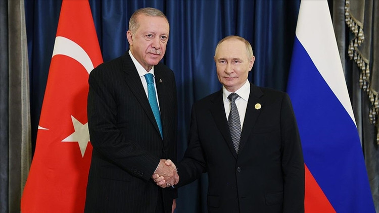 Kremlin: Rusya Devlet Başkanı Putin, yarın Türkmenistan’da Cumhurbaşkanı Erdoğan ile görüşecek