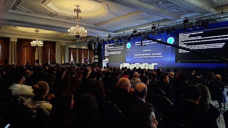 9. İstanbul Ekonomi Zirvesi Başladı