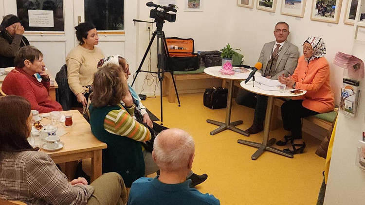 Yazar Gökgöz, Huzur Evi kitabını tanıttı