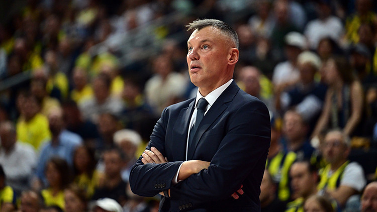 Sarunas Jasikevicius, Anadolu Efes maçında takımının başında olmayacak