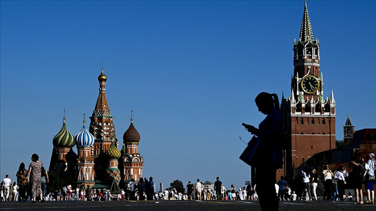 Rusyada ilkokulda bıçaklı saldırı: Bir öğrenci hayatını kaybetti