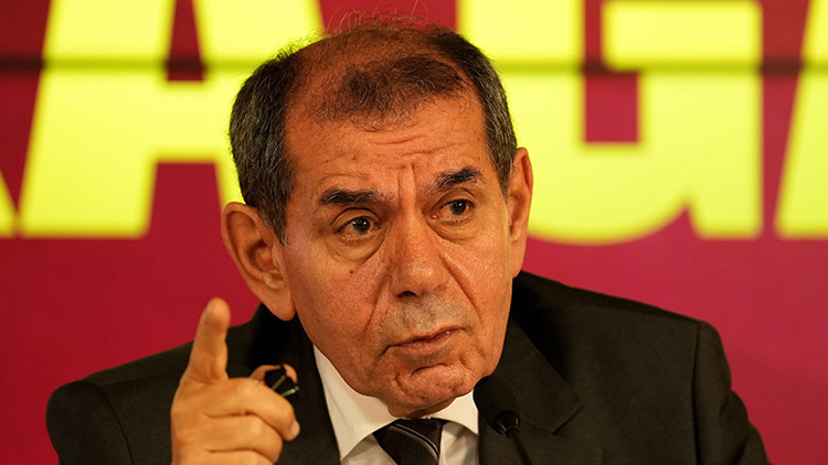 Dursun Özbekten Galatasaray camiasına birlik olma çağrısı: Dört bir yandan saldırılar devam ediyor Dursun Özbekten Galatasaray camiasına birlik olma çağrısı: Dört bir yandan saldırılar devam ediyor