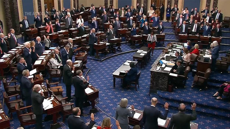 ABD Senatosu, Suriyeye yaptırımların kaldırılmasını onayladı ABD Senatosu, Suriyeye yaptırımların kaldırılmasını onayladı