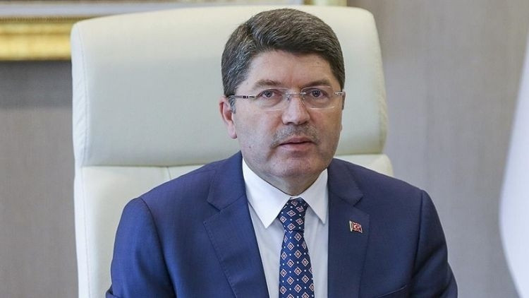 Adalet Bakanı Tunç’tan İHA açıklaması: F16larımız tarafından düşürüldü, küçük parçalara ayrıldı Adalet Bakanı Tunç’tan İHA açıklaması: F16larımız tarafından düşürüldü, küçük parçalara ayrıldı