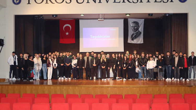 Öğrencilere ‘Kampüs Mersin’ ve ‘Garaj Mersin’ projeleri tanıtıldı Öğrencilere ‘Kampüs Mersin’ ve ‘Garaj Mersin’ projeleri tanıtıldı