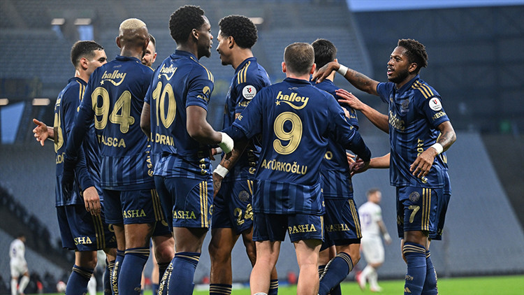 Fenerbahçe 9 eksikle Beşiktaşı ağırlayacak