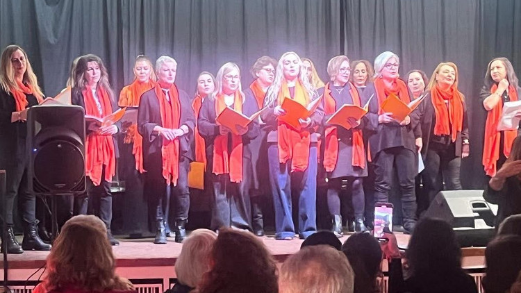 Köln’de kadına şiddet farkındalığı