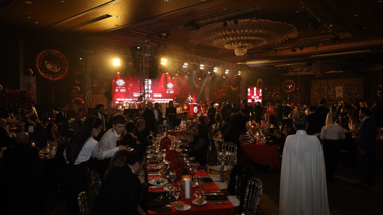 1.5 milyon lira toplandı... Gecenin geliri nilüferlere