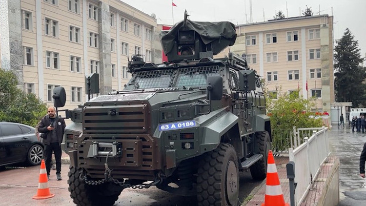 Şanlıurfa’da ‘zimmet’ operasyonu: 24 şüpheli gözaltına alındı Şanlıurfa’da ‘zimmet’ operasyonu: 24 şüpheli gözaltına alındı