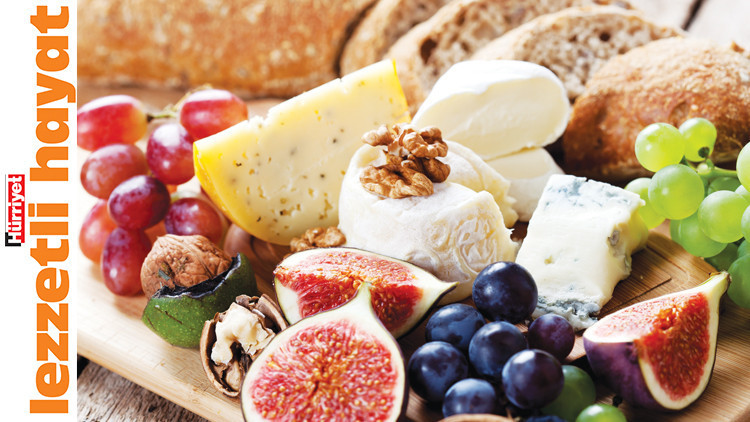 Şiirsel bir uyum; peynirle meyve