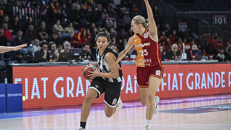 Kadınlar pota derbisinde gülen taraf Galatasaray