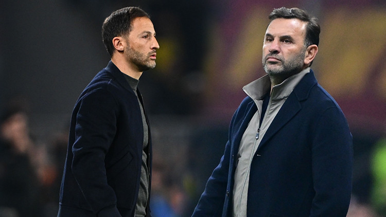 Galatasaray ve Fenerbahçeyi bekleyen kritik dönem Zafer ayı mı kader ayı mı olacak