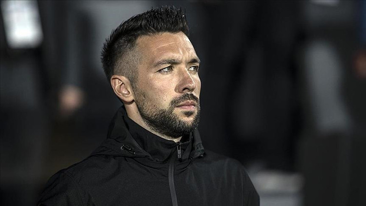 Chelsea, Francesco Farioliyi listesine aldı