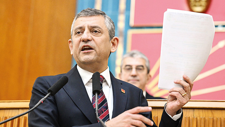 Özel’den ABD’ye: Haydutluk Özel’den ABD’ye: Haydutluk