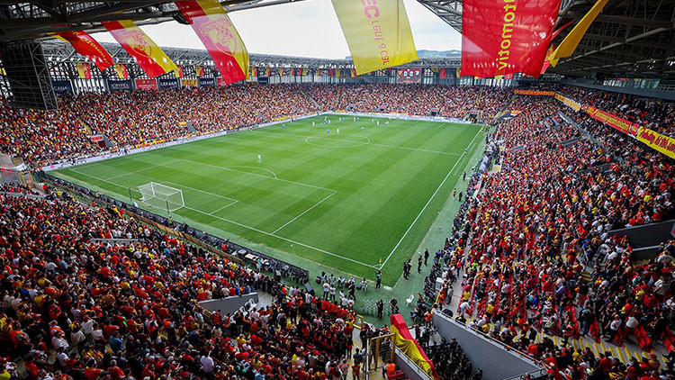 Türk futbolunun örnek kulübü Göztepe harcama limitinden muaf Türk futbolunun örnek kulübü Göztepe harcama limitinden muaf
