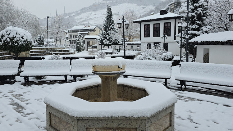 Prizren beyaza büründü