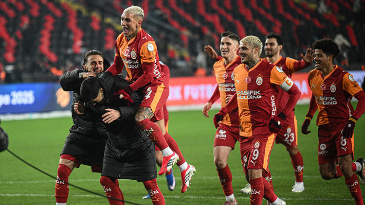 Galatasarayda Süper Kupa finali öncesi 2 eksik