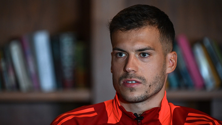 Laszlo Benesten Skriniar açıklaması