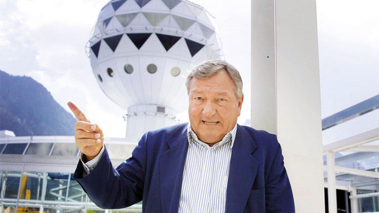 Ünlü yazar Daniken hayatını kaybetti Ünlü yazar Daniken hayatını kaybetti
