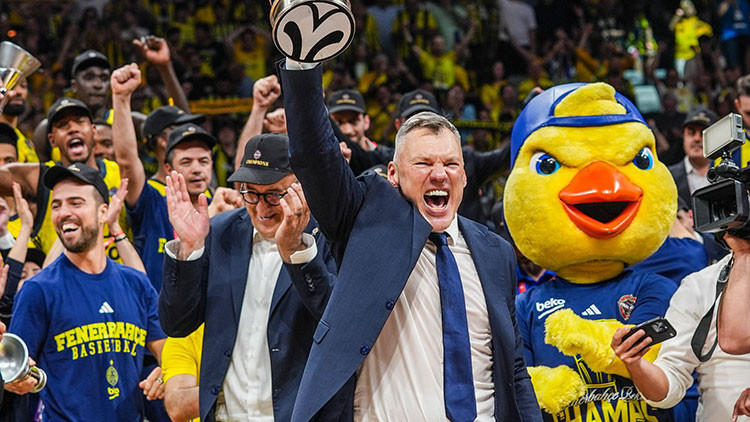 Šarūnas Jasikevičius 3 yıl daha Fenerbahçe Beko’da