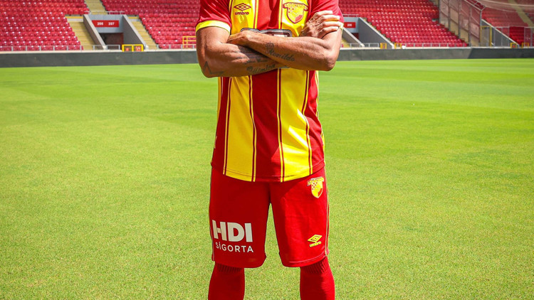 Göztepede Sabra ve Ruana alıcı çıkmadı Göztepede Sabra ve Ruana alıcı çıkmadı