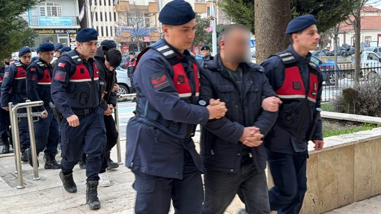Tokatta 100 milyonluk yasa dışı bahis ve dolandırıcılık operasyonu: 16 gözaltı