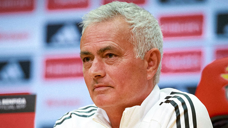 Porto-Benfica maçının ardından Mourinho: Oyunculara kızgınım