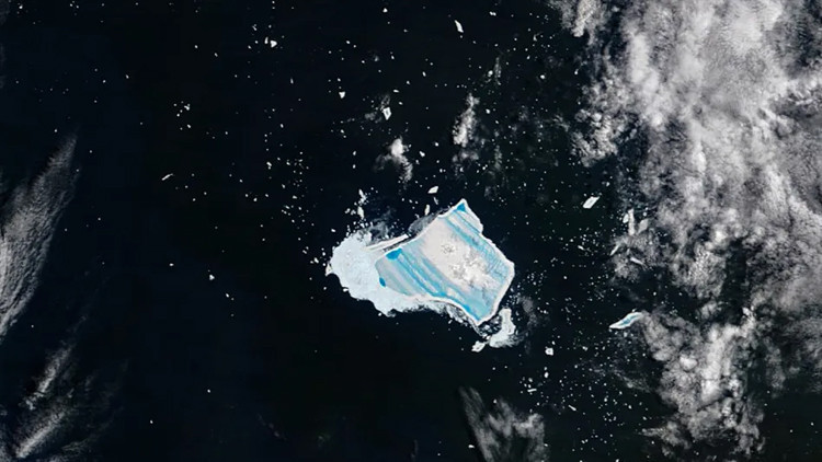 Bir dönemin en büyük buzdağı çözülmeye başladı