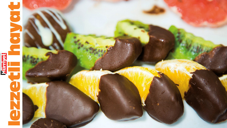 Kış meyvelerinin cazibesi çikolatayla artıyor