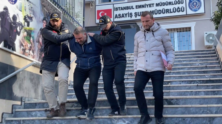 İstanbul- 60 yıl 6 ay hapis cezasıyla aranan firari hükümlü Sancaktepede yakalandı