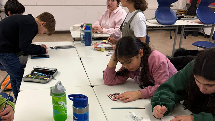 Erlangenli öğrenciler çini sanatını öğrendiler