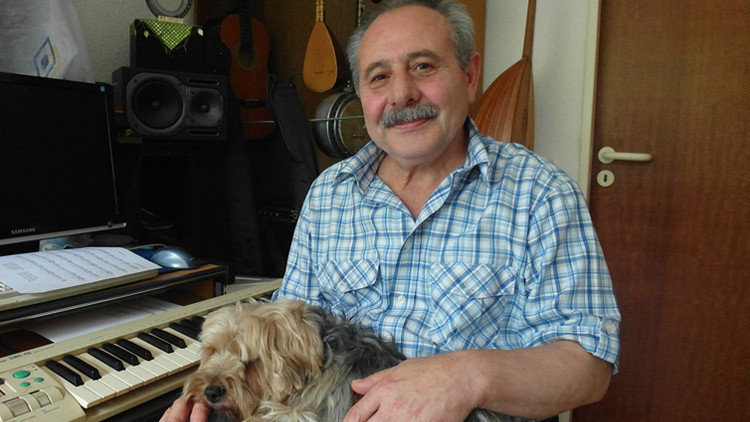 Gurbette müziğe adanmış yarım yüzyıllık bir yaşam