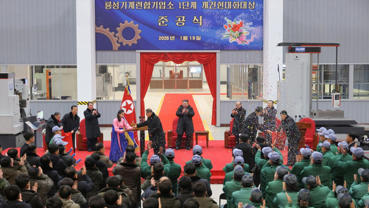 Kuzey Kore lideri yetersiz buldu: Herkesin gözünün önünde kovdu