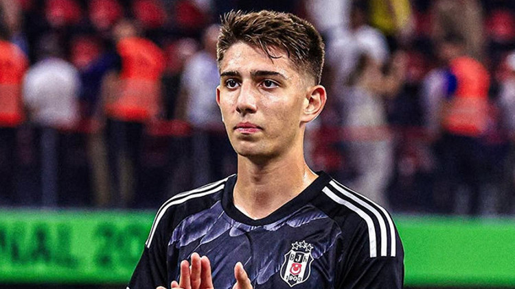 Beşiktaş ayrılığı KAPa bildirdi: Demir Ege Tıknaz, Braga yolcusu