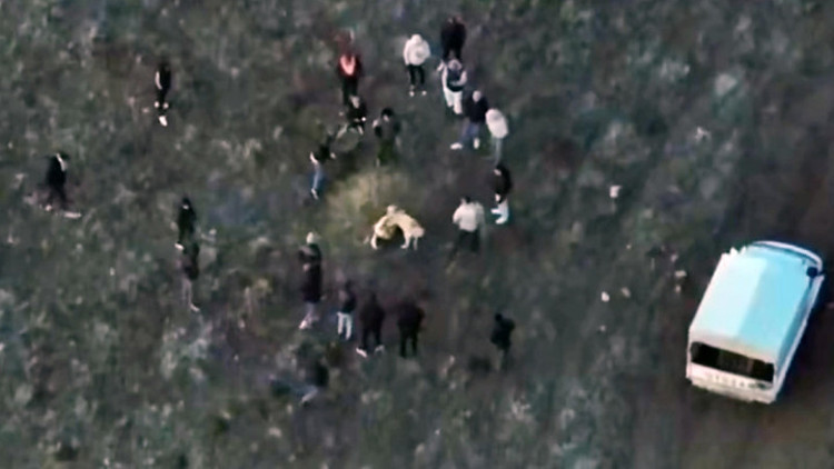 Afyonkarahisarda jandarma köpek dövüşünü dronla tespit etti: 14 kişi gözaltına alındı