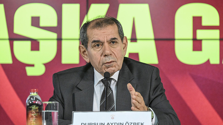 Galatasaray Başkanı Dursun Özbekten Okan Buruk ve transfer açıklaması