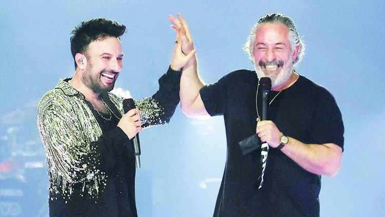 Saatleri bile yaşlı Saatleri bile yaşlı