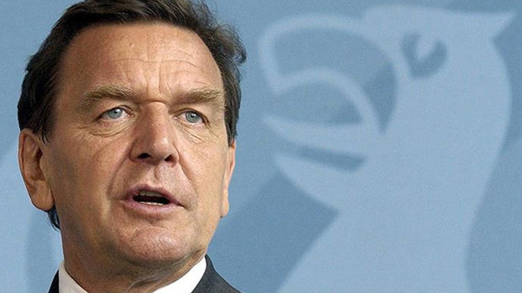 Schröder: Rusya’yı şeytanlaştırmayın