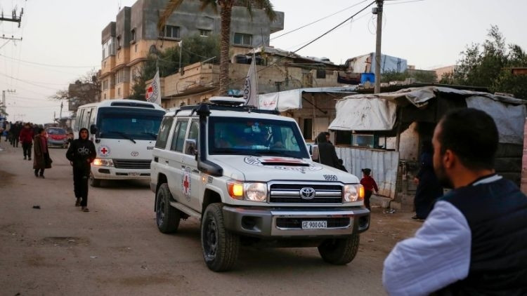 İsrail, 7 Filistinli esiri daha serbest bıraktı