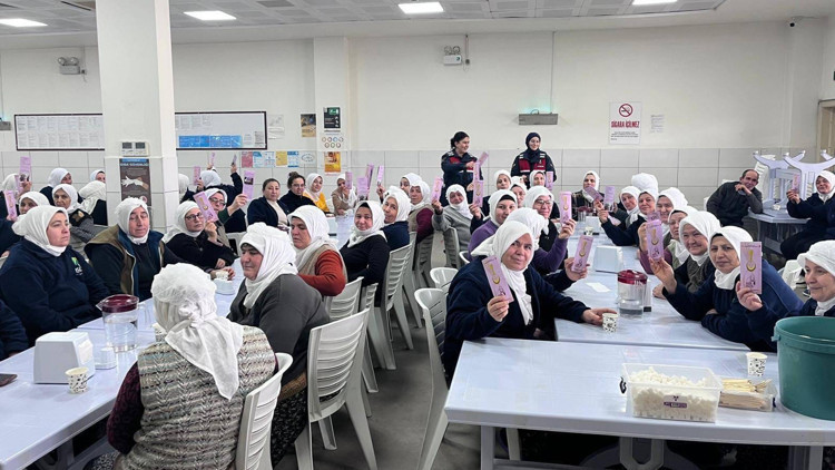 Jandarmadan Kadına El Kalkamaz toplantısı