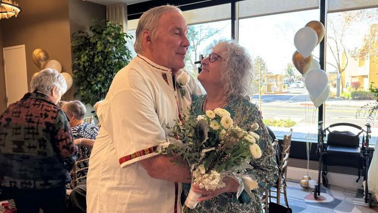 39 yıl sonra nikah tazelediler çünkü... Mutlu gün, gözyaşları içinde bitti | Bu, hayatta ne olursa olsun umudun var olduğunu hatırlatan bir hikaye