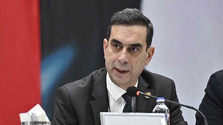 Şekip Mosturoğlu: Stadın taşınması mümkün değildir