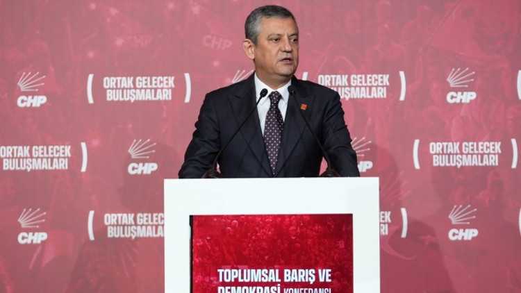CHP Genel Başkanı Özel, Toplumsal Barış ve Demokrasi Konferansında konuştu