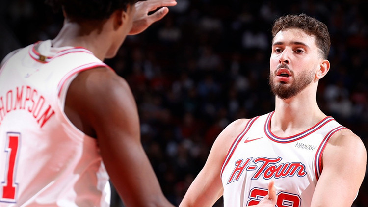 Alperen Şengünden galibiyete double-doublelık katkı