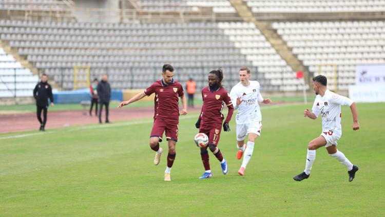 Bandırmaspor, Van Spor FK engelini 2 golle geçti