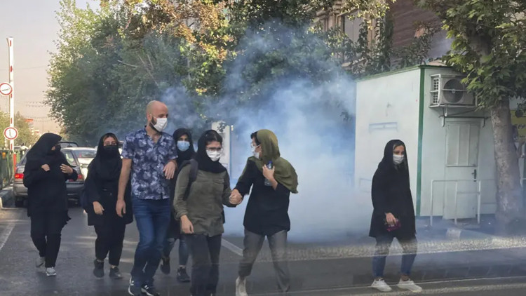 İrandaki protestolarda ölen binlerce kişinin isimleri açıklandı