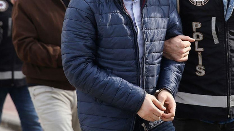 Çorumda yakalama kararı bulunan 25 şüpheli yakalandı Çorumda yakalama kararı bulunan 25 şüpheli yakalandı