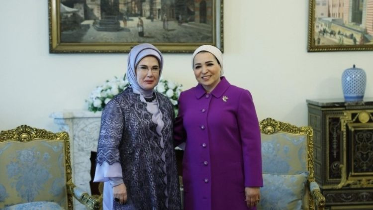 Emine Erdoğan, Mısır Cumhurbaşkanının eşi Amer ile görüştü Emine Erdoğan, Mısır Cumhurbaşkanının eşi Amer ile görüştü
