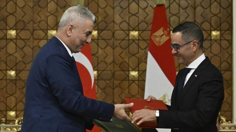 Bakan Bolat: Mısır ile ticaret hacminin 15 milyar dolara çıkarılması için ortak projeler önemli